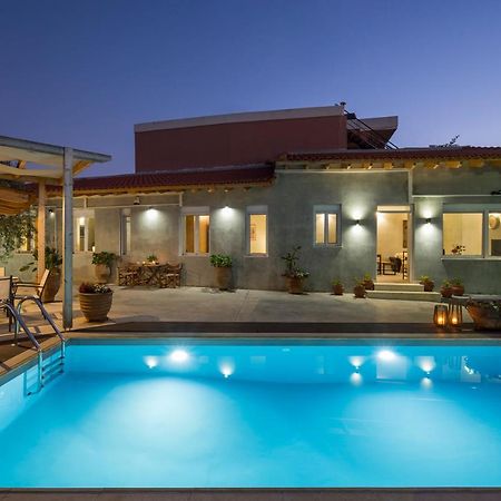 Villa Roxanne Galatás المظهر الخارجي الصورة